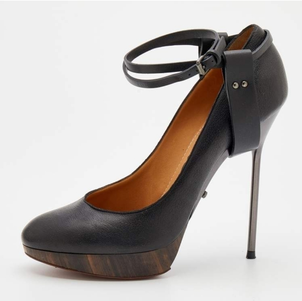 Lanvin 2011 Collection Black Leather Wrap Ankle Strap Platform Pumps 40 9.5‎